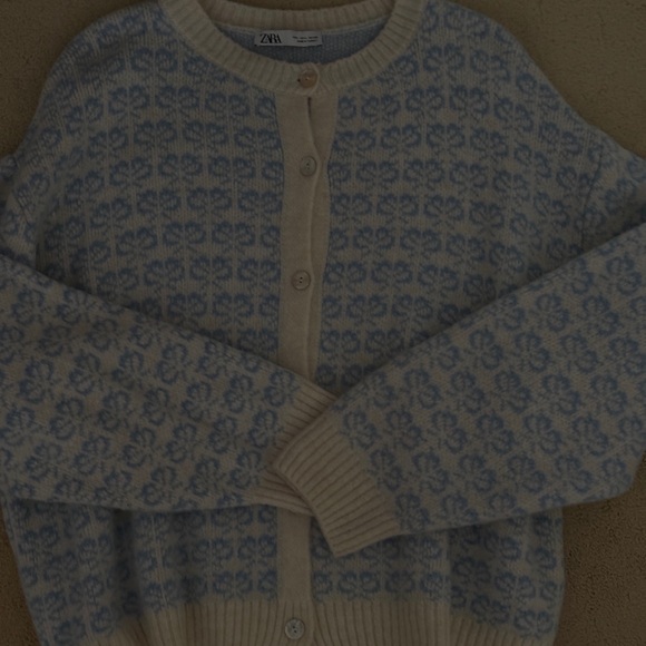 Zara Sweaters - Zara Cream and Blue Floral Women's Cardigan